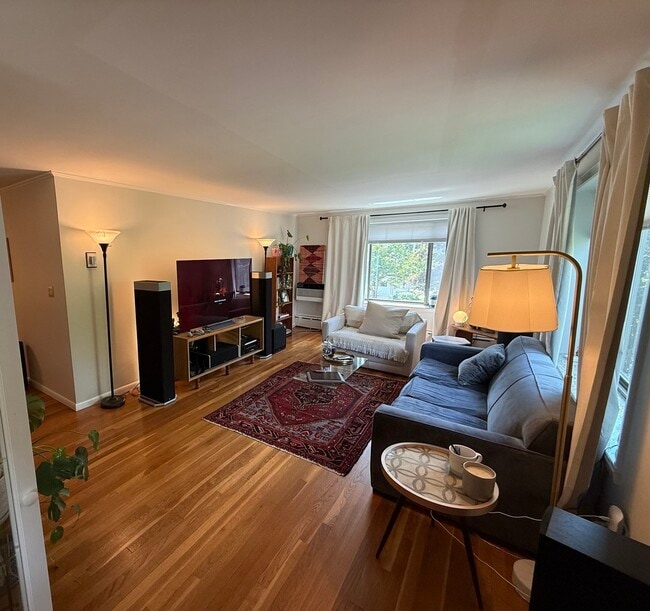 128 Pleasant St Unidad 201
