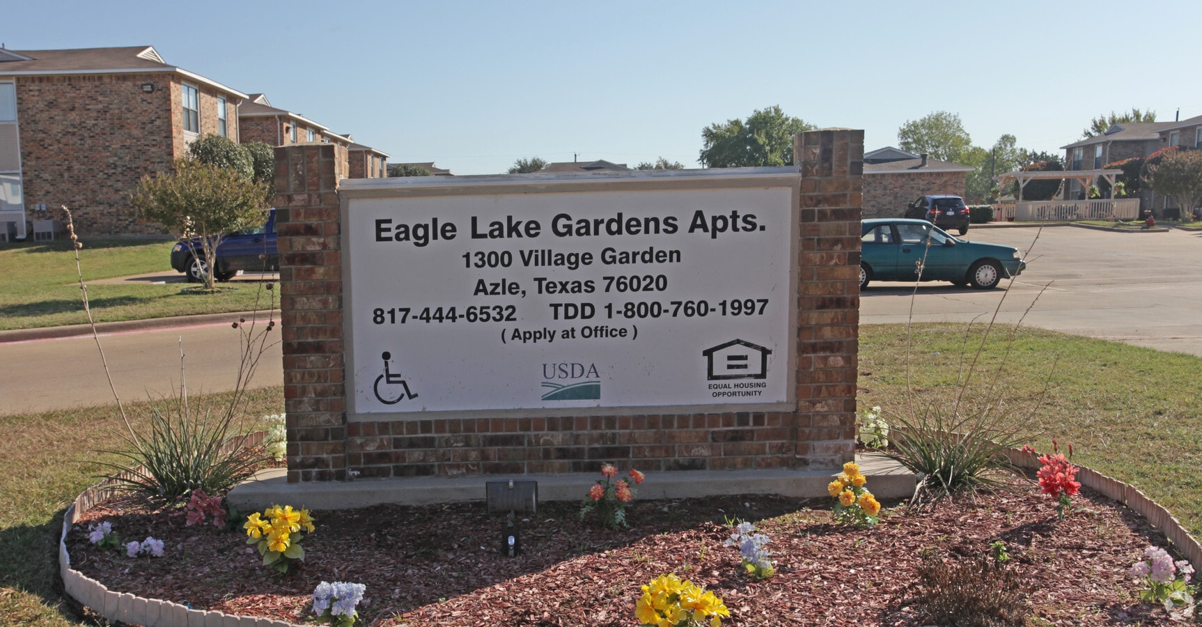 Photo - Eagle Lake Garden Village
