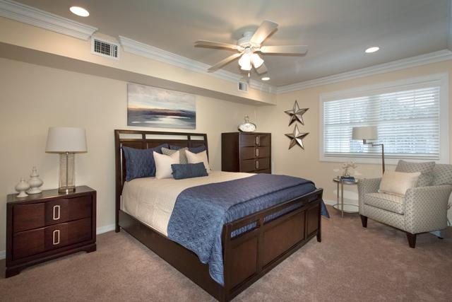 Photo - Fairfield Courtyard At Middle Island