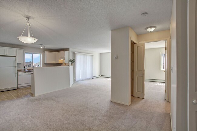 Photo - Somerset Pointe