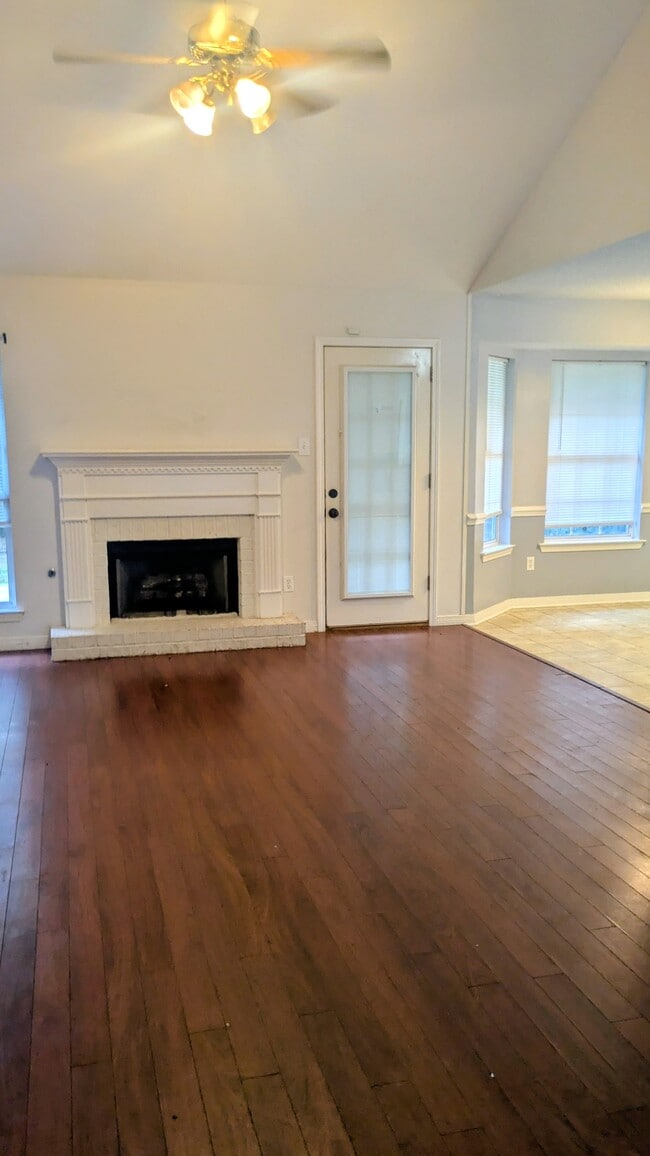 Photo - 9282 Prairie Dr