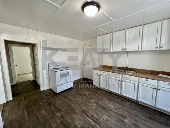 Photo - Coming soon! 3 Bedroom, 1 Bathroom Home!