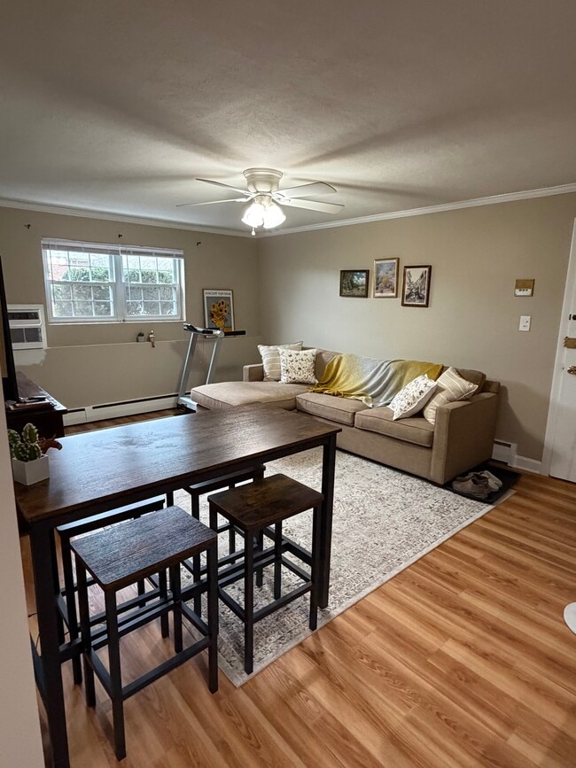 Photo - 4 Nixon Ln Unit 2