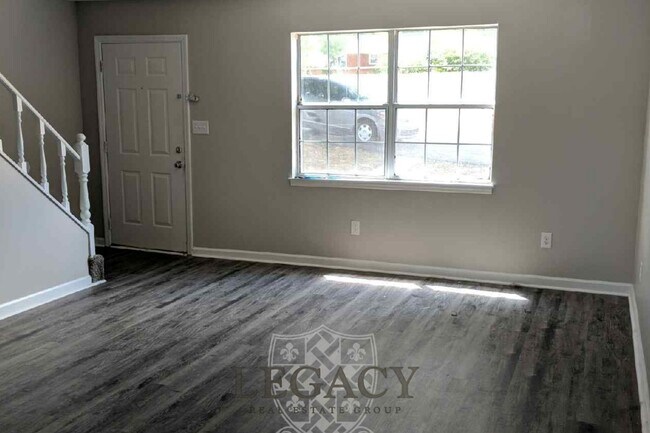 Photo - 310 N James Campbell Blvd