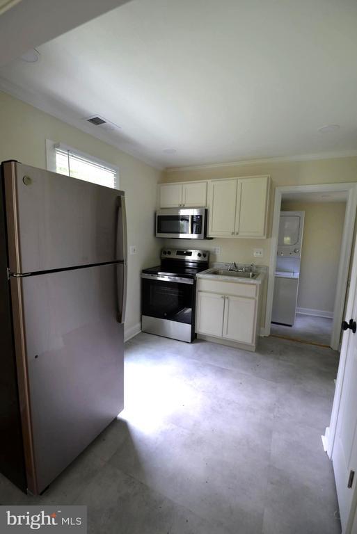 600 Perrys Corner Rd