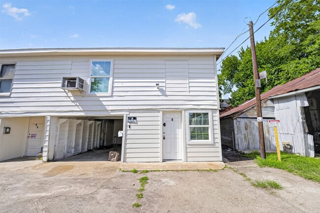 Building Photo - 4901 Stimson St Unit 8