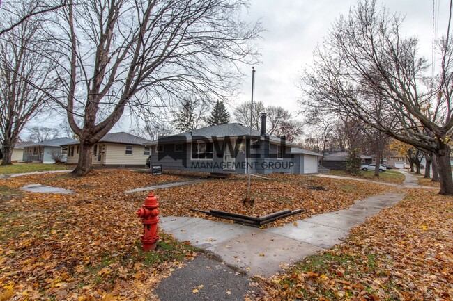 Photo - 1401 26th St NW House