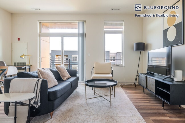 Photo - 36 River St Unidad FL4-ID1234