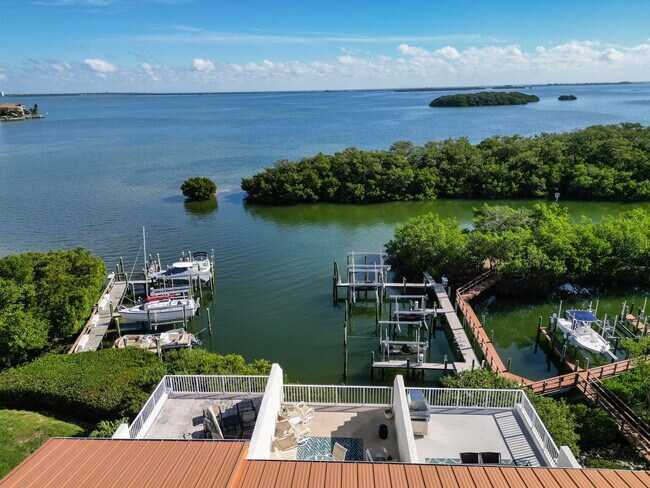 Photo - 1593 Pinellas Bayway S