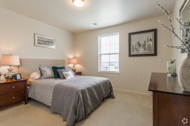 2 Bed/ 1 Bath