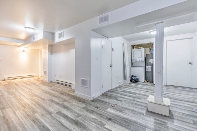 Photo - 661 Mcmillan Av Unit 4