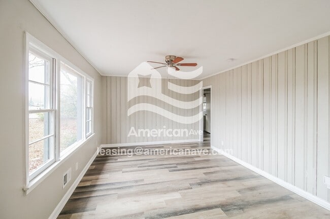 Photo - 101 Briardale Ave