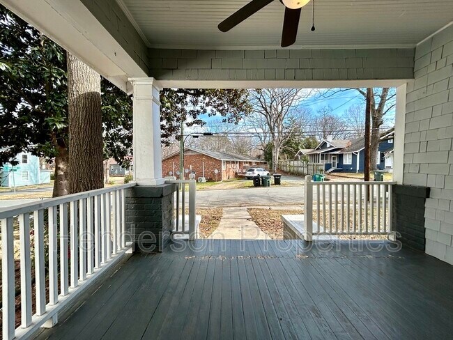 Photo - 202 Maurice St