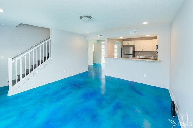 1150 W Rangeview Cir