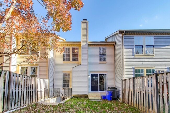 Photo - Ellicott City townhome for you!