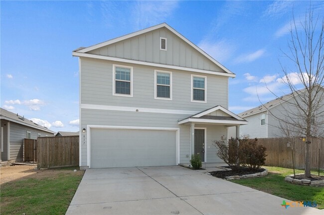 Photo - 817 Circle Wy