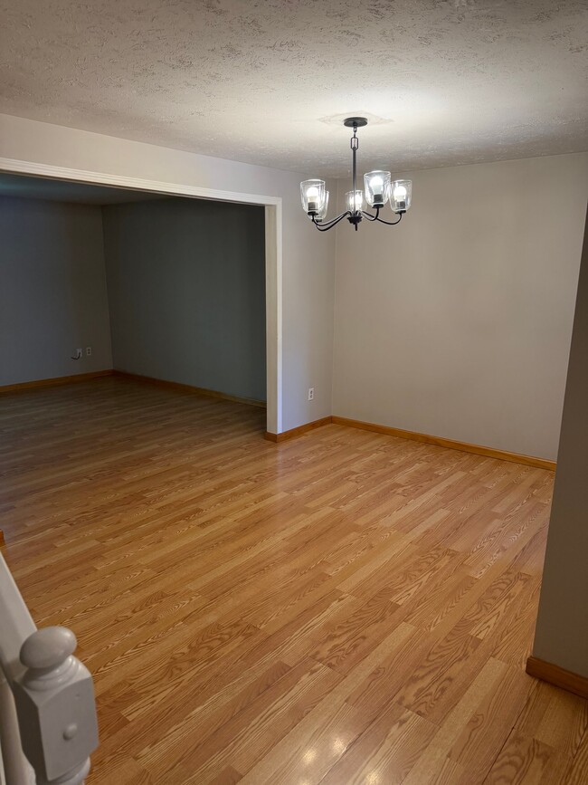 312 Bellford Ct