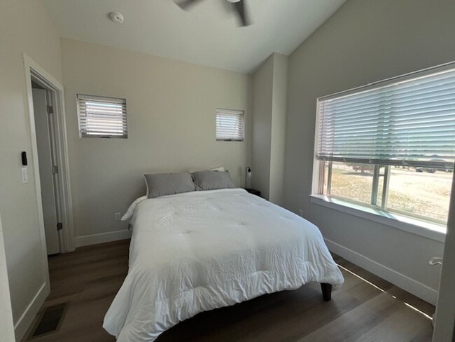 Photo - 105 Park Ave Unit 2