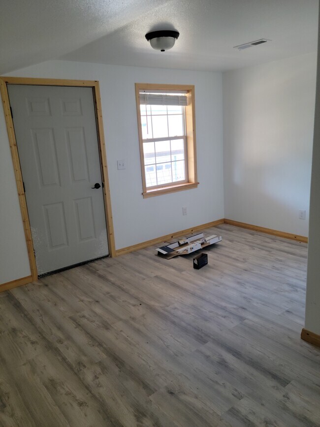 60 Frank Rd Apartments For Rent in Belgrade, MT