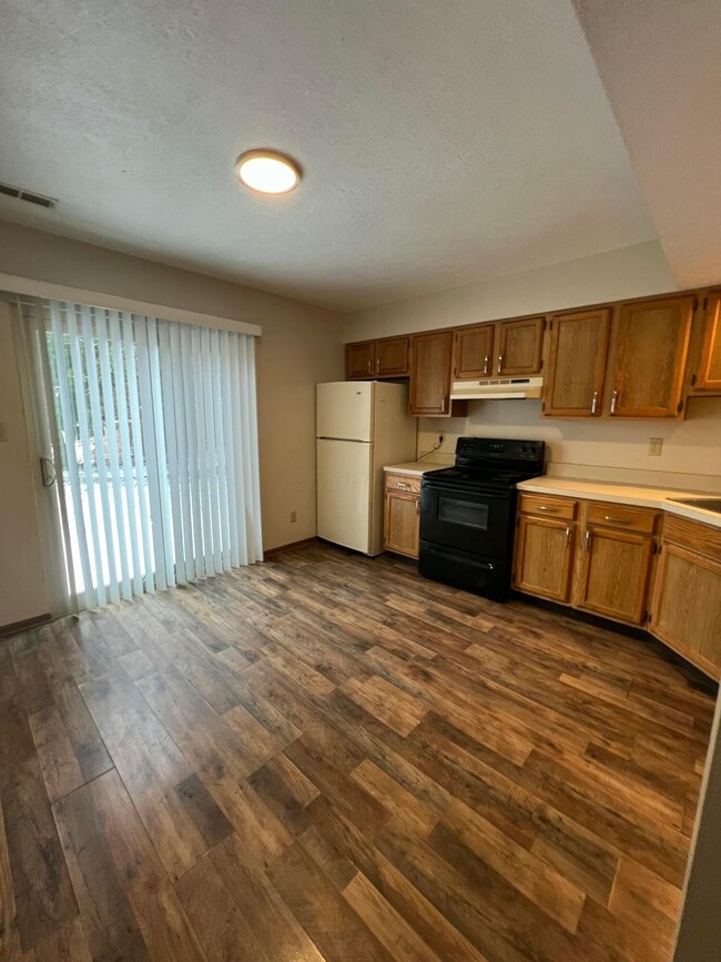 Photo - 631 Pebble Pl Dr Apartment Unit #B
