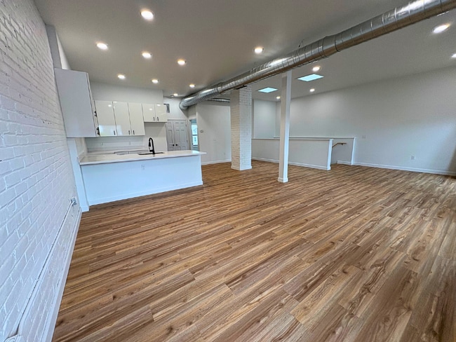 Building Photo - 9440 Joseph Campau Ave Unit 9440 Rental