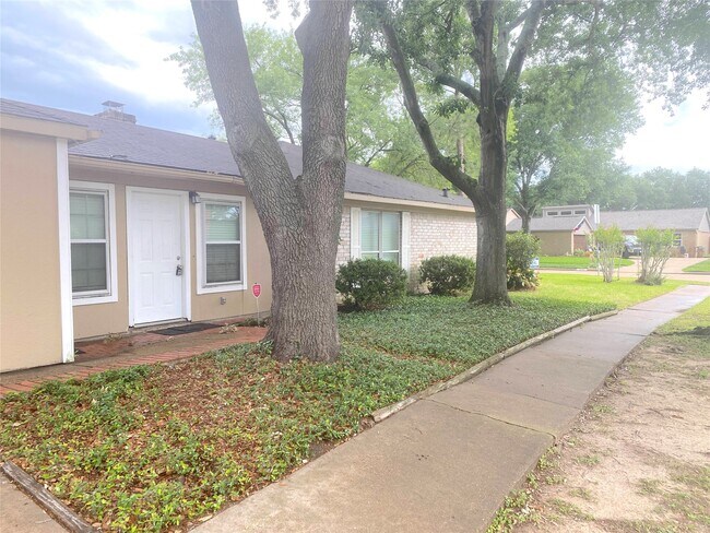 Photo - 22303 N Fork Dr