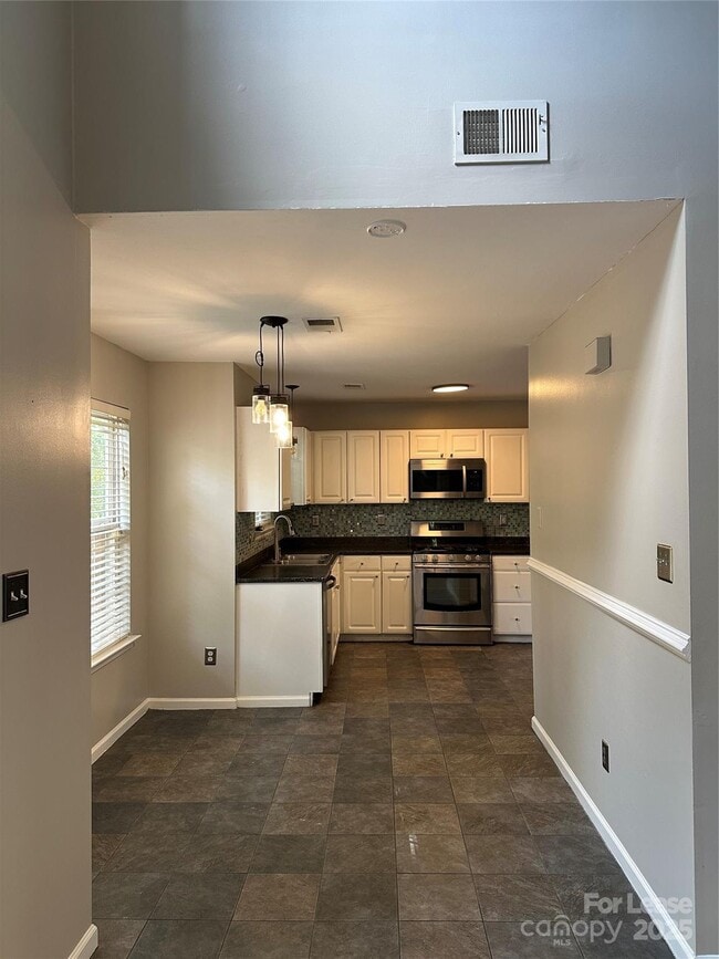 Photo - 7604 Henderson Park Rd