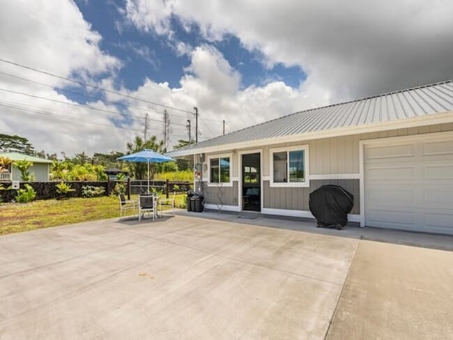15-1550 22nd Ave.