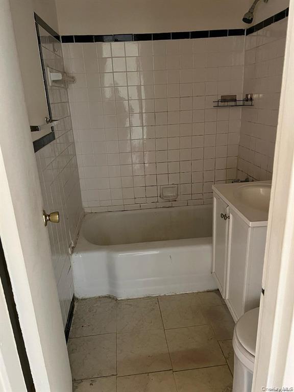 Photo - 222-89 Braddock Ave Unit 6B