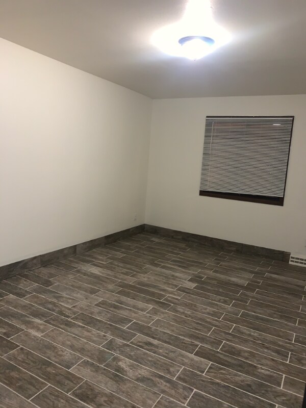 7512 N Granville Rd Apartment Unit 104 Milwaukee, WI