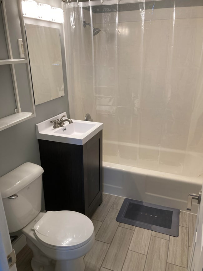 926 Fulton St SE Unit 1