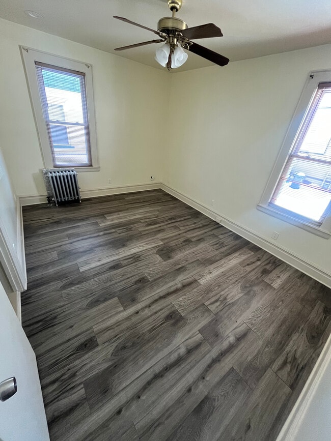 Building Photo - 157 Brookdale Ave Unit Apartment 2A