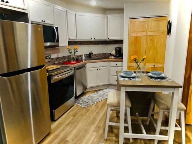 Photo - 444 E Montezuma Ave