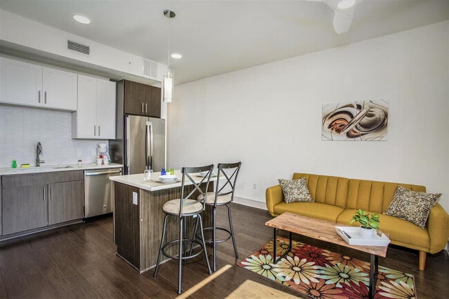 Photo - 6734 Main St Unidad ID1359164P