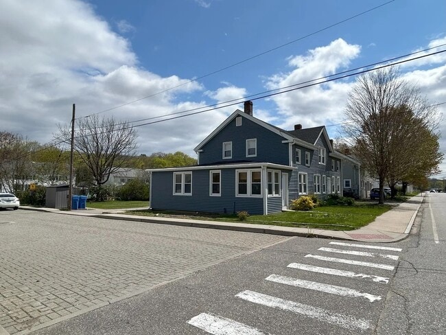 Photo - 108 Main St Unit 108 Main Steet Batlic, CT