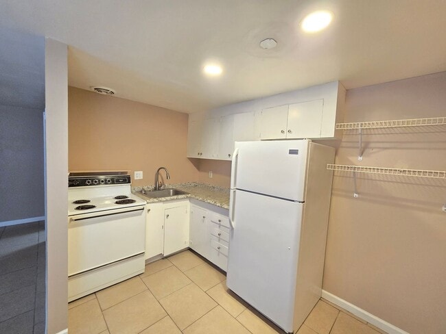 Photo - 1007 N Scovel St