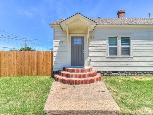 Building Photo - Beautifully Remodeled 2 bed / 1 bath Rental