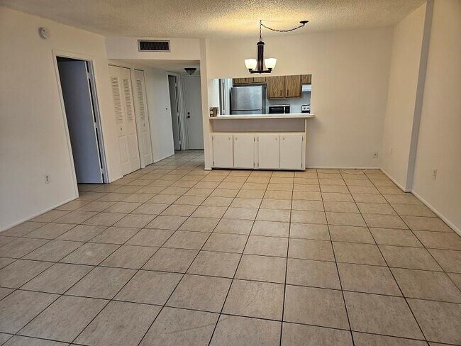 Photo - 4158 Inverrary Dr Unit 106