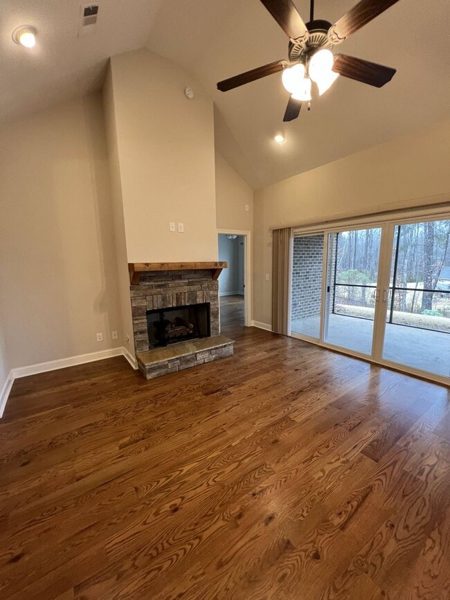 Photo - 2682 Sophia Ct