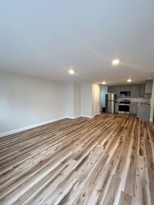 Photo - Luxury rental apartments close to UVM Medical Center and college campuses Unit Apt A (Studio)