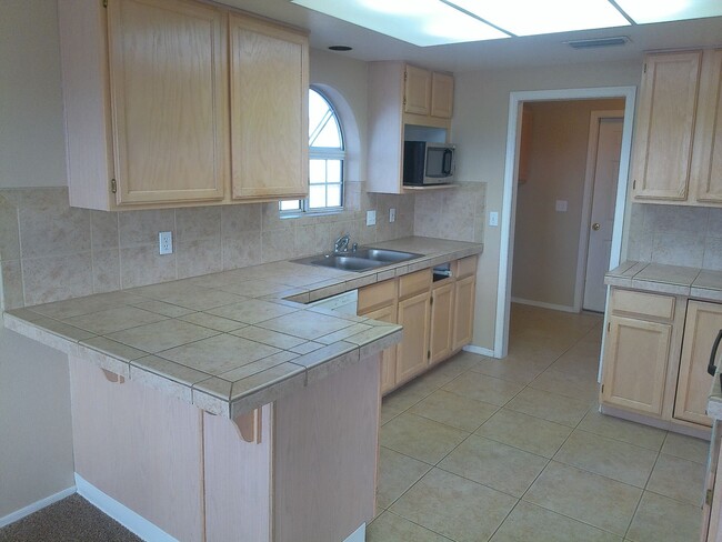 Photo - Long Term 3 bedroom 2 bath 3 car