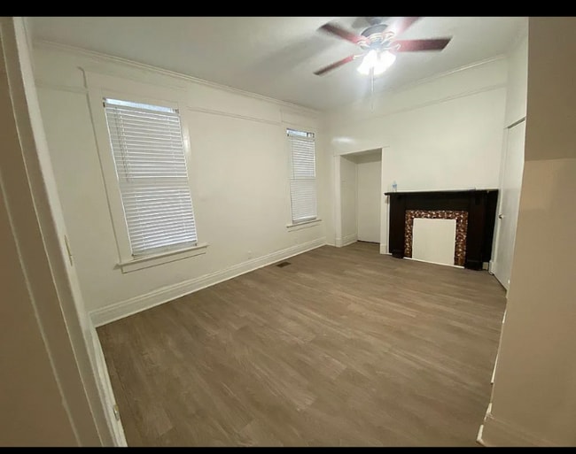 Photo - 2098 Court Ave
