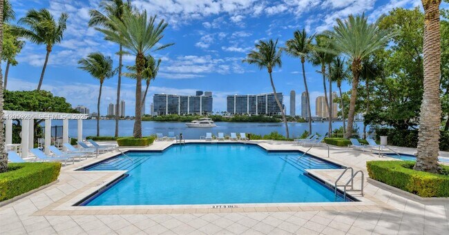 Photo - 3105 NE 184th St Unit 7102