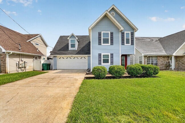 402 Sandy Ridge Cir