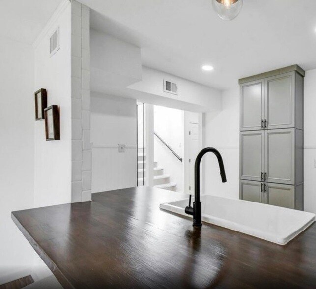 Photo - 11821 Petal Dr