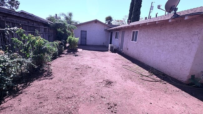 Photo - 2080 D St