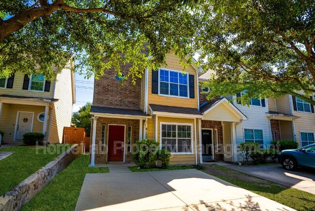 Photo - 4157 St Charles Bay Townhome