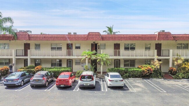 23 Abbey Ln Unit 202