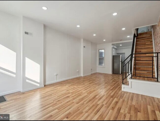 Photo - 2317 S Beulah St