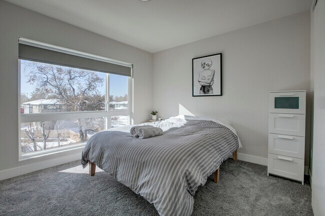 Photo - 5649 W 10th Ave Townhome